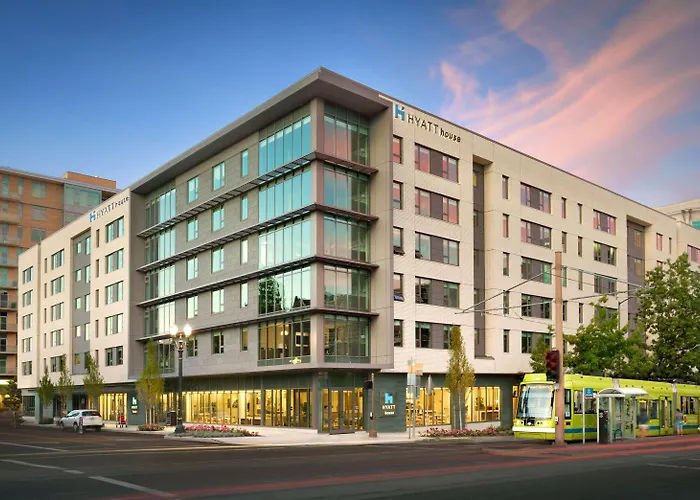 Hyatt House Portland / Downtown