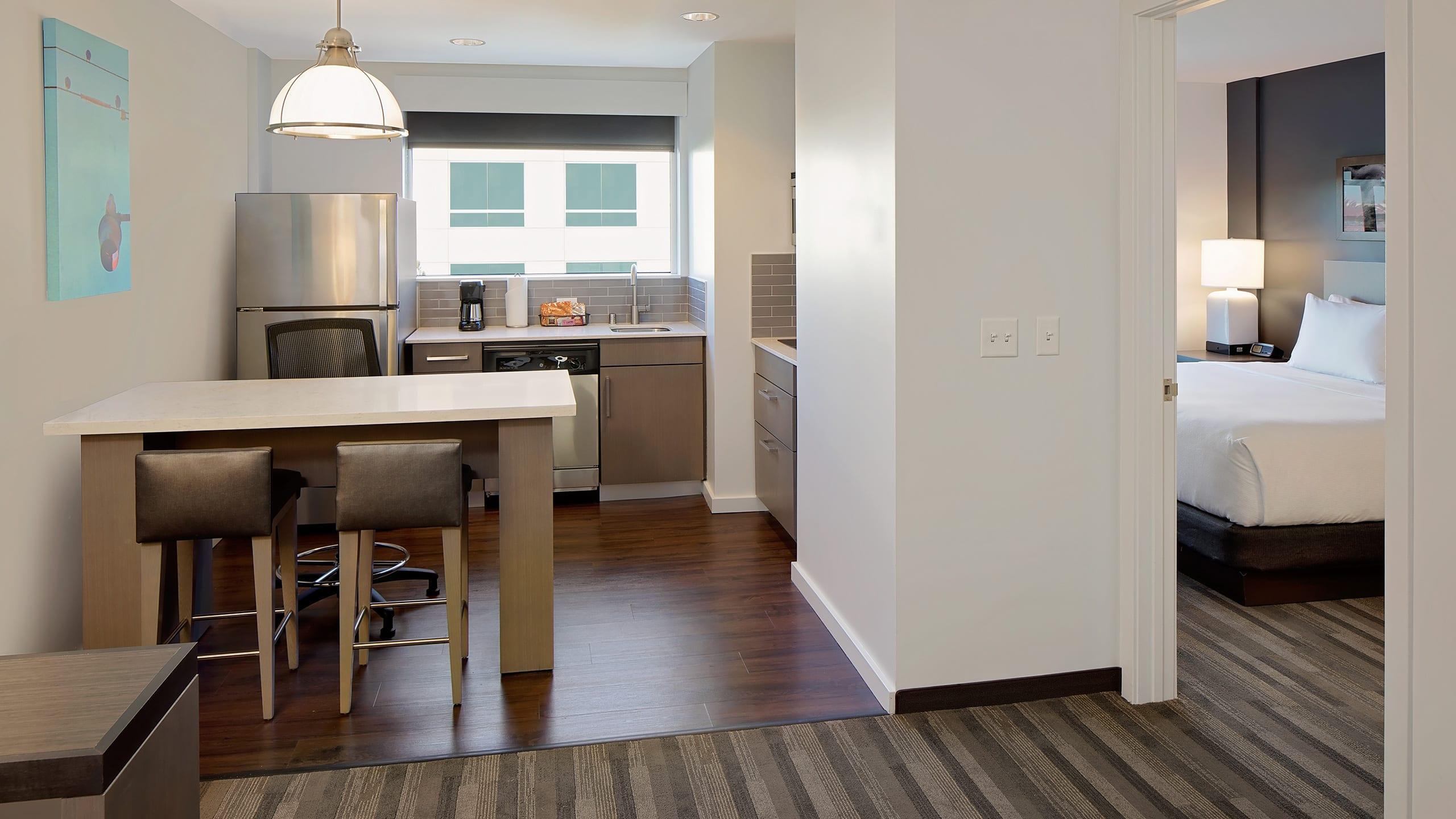 Hotel Hyatt House / Downtown Portland