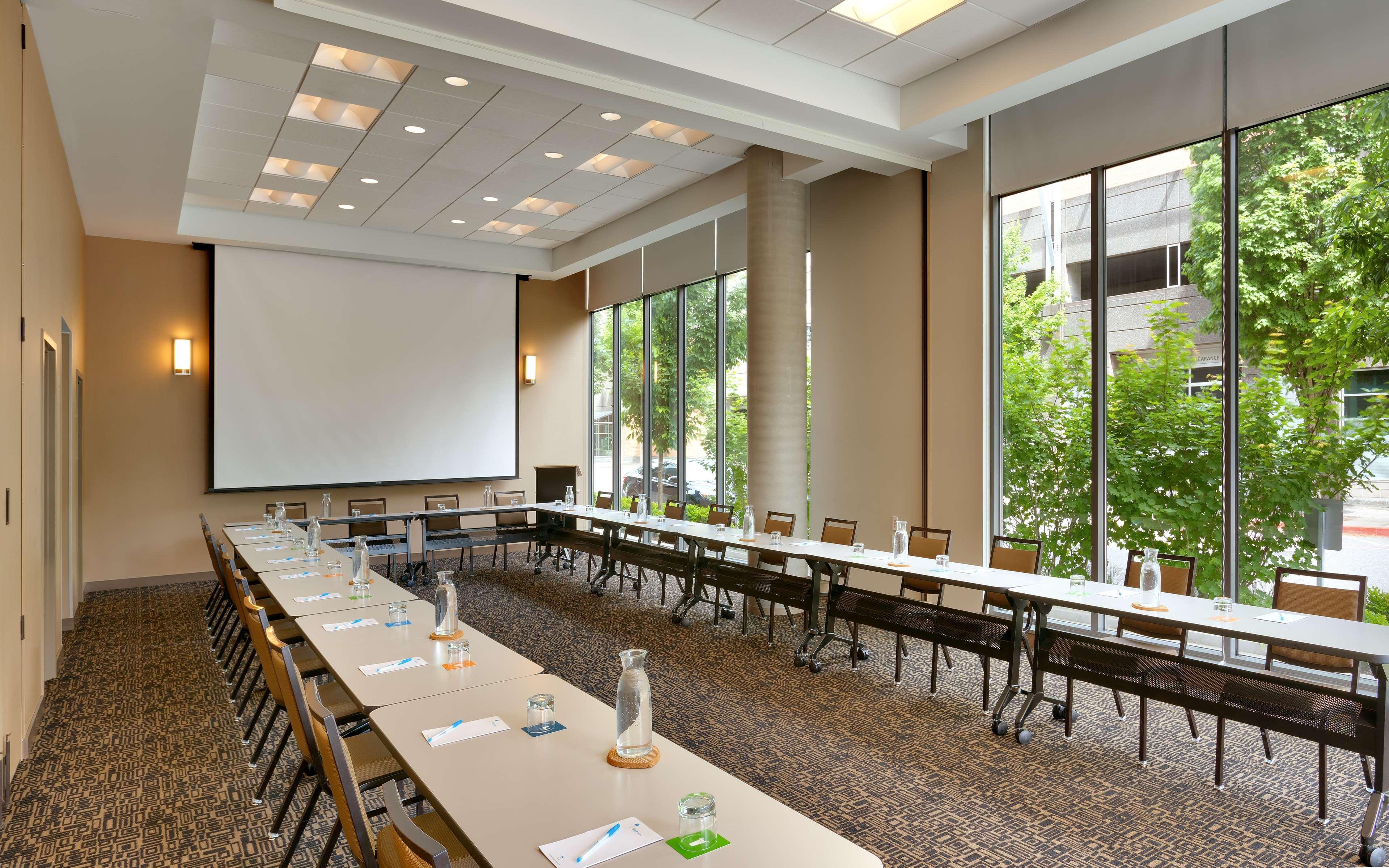 Hyatt House / Downtown Hotel Portland