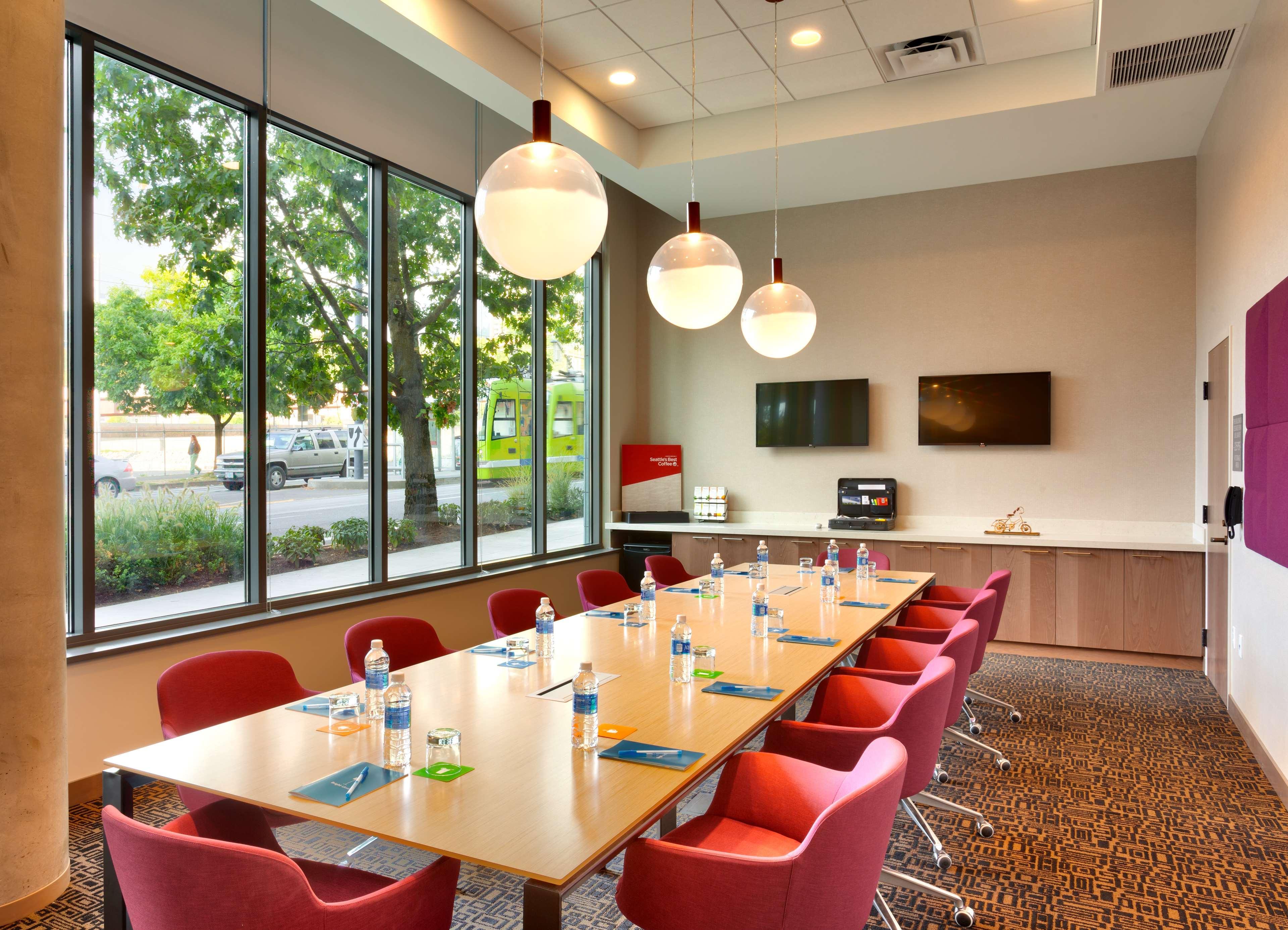 Hyatt House / Downtown 3* Portland