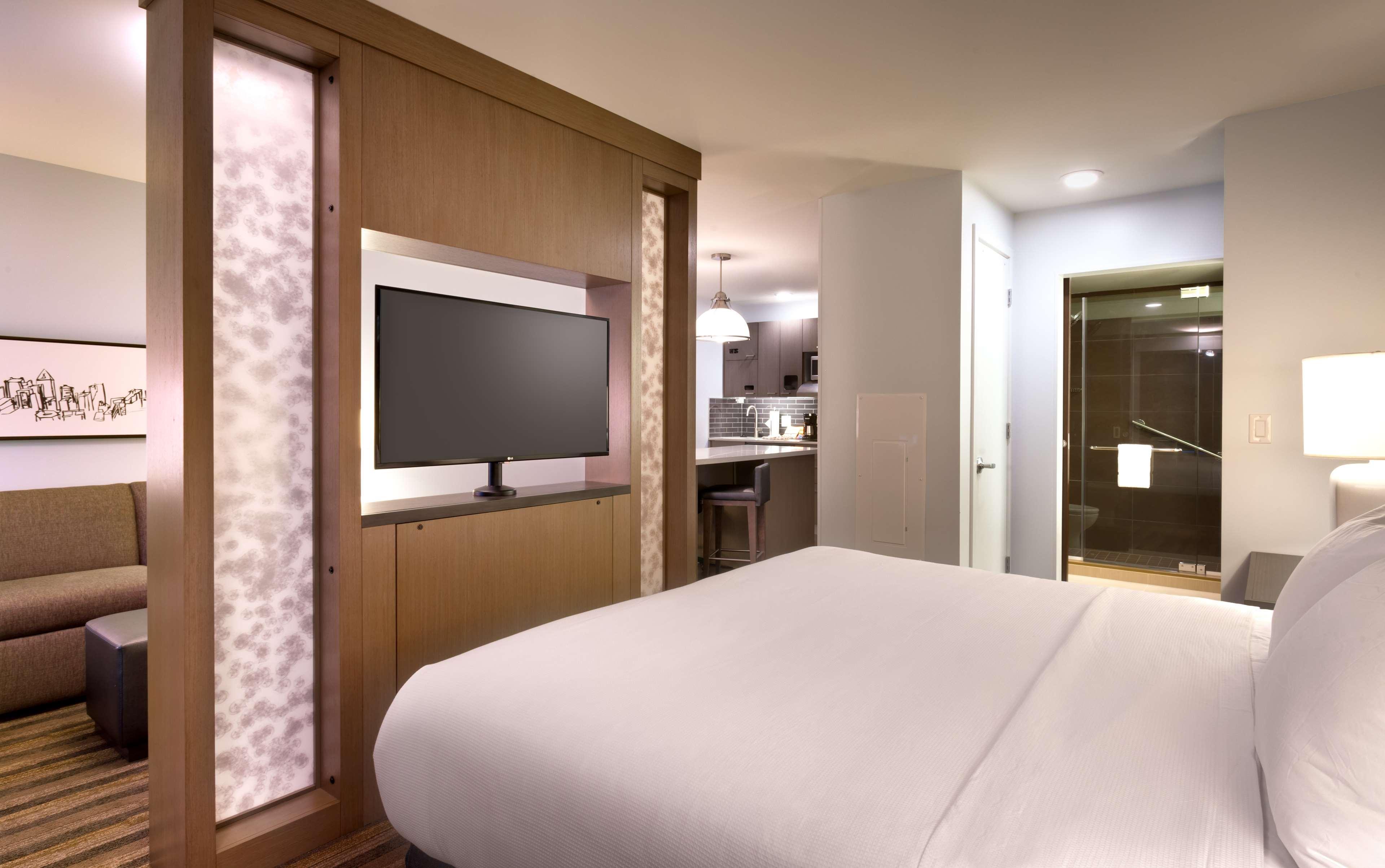 Hyatt House / Downtown Hotel 3*