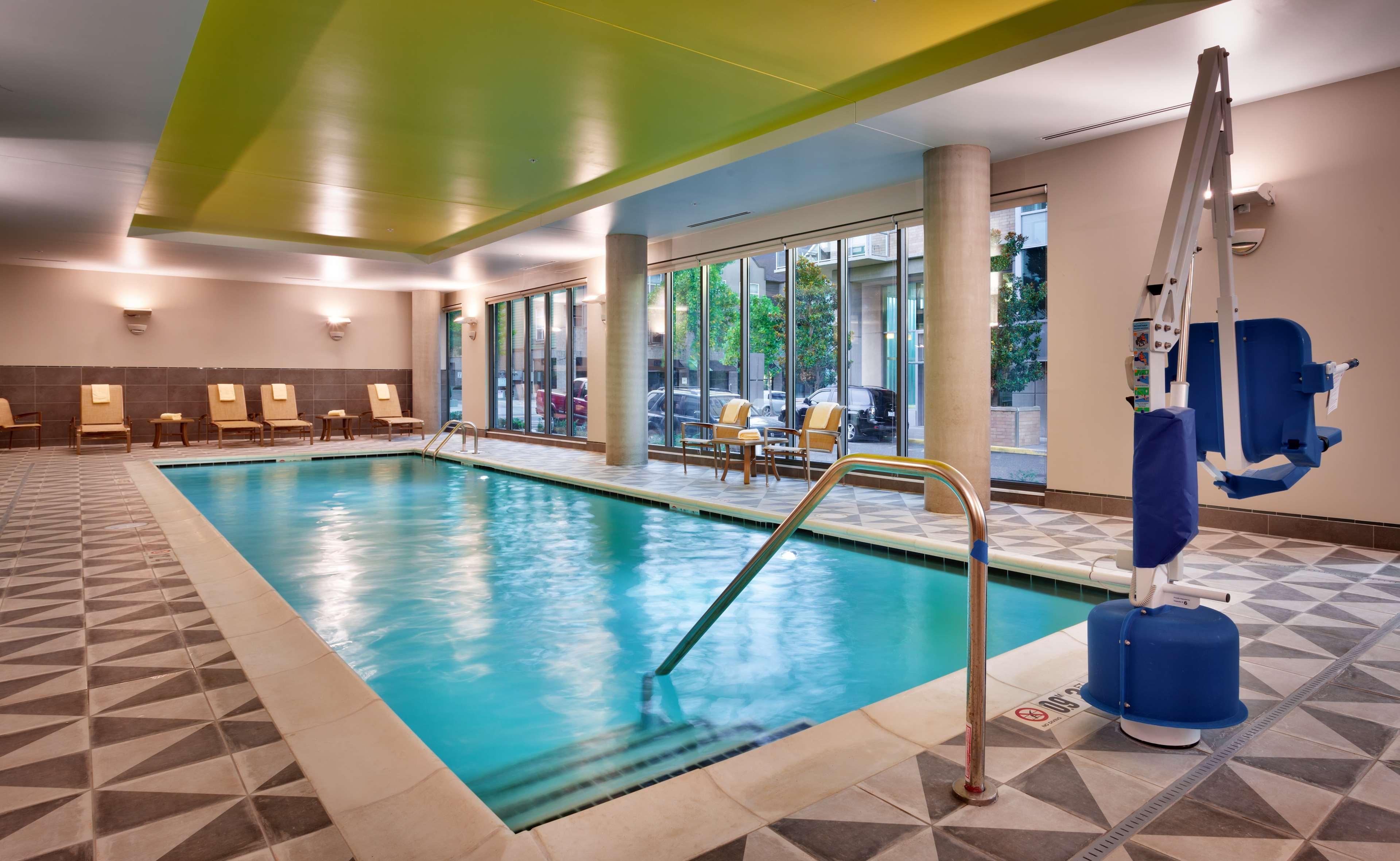 Hyatt House / Downtown 3*