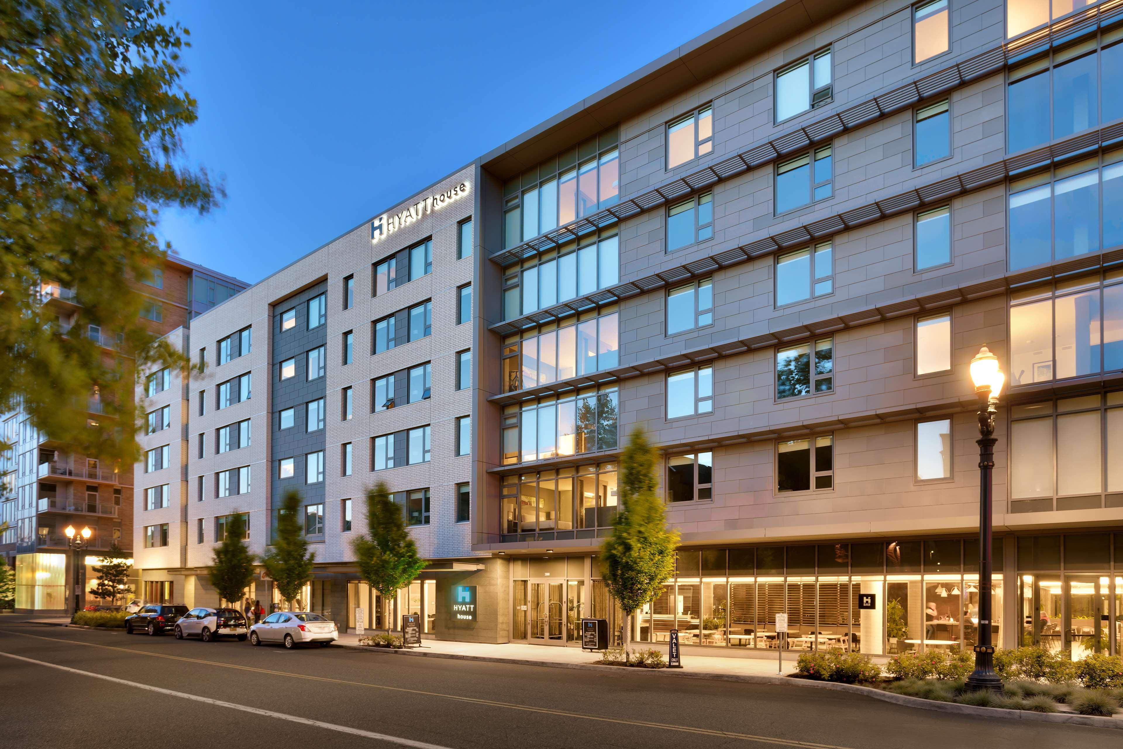 Hyatt House / Downtown Hotel 3*